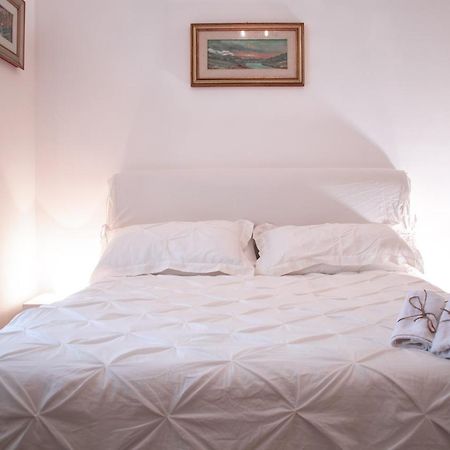 Appartamento Luxury Bnb Pisacane Bari Esterno foto
