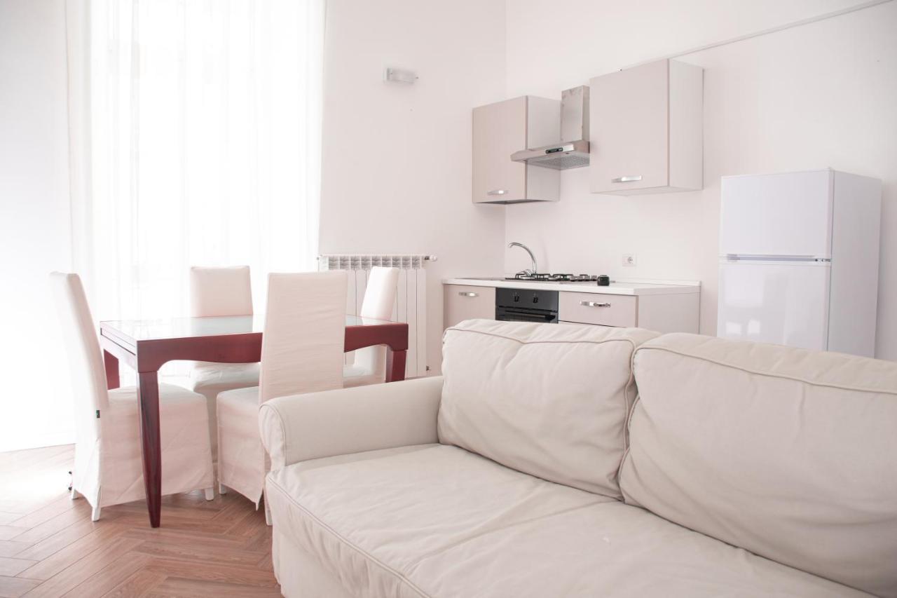 Appartamento Luxury Bnb Pisacane Bari Esterno foto
