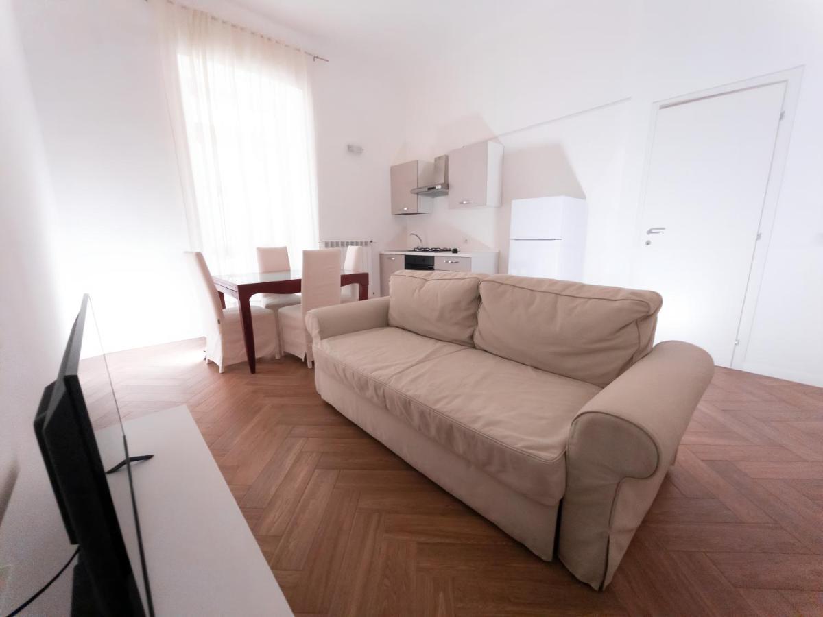 Appartamento Luxury Bnb Pisacane Bari Esterno foto